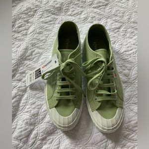 Brand New Green Superga Women’s Size 8 Sneakers